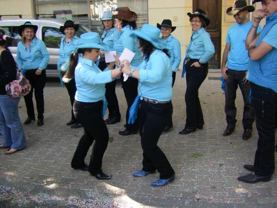 Parade Manosque  16 Mai 2010